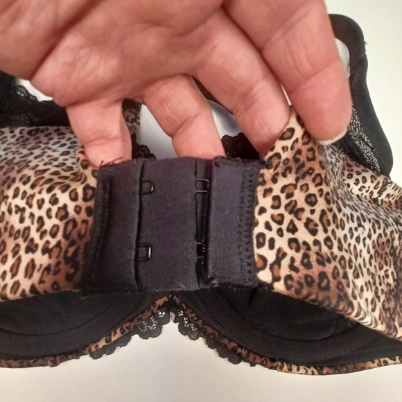 Lilyette Lace Trim Animal Print Unlined Minimizer Bra Sz 38C - Picture 3 of 5